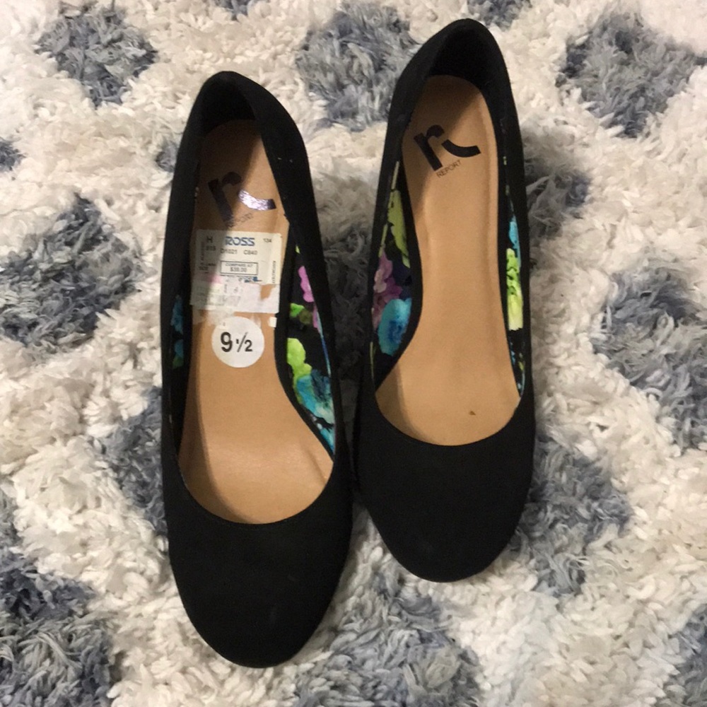 Size 9 1/2 Hedges